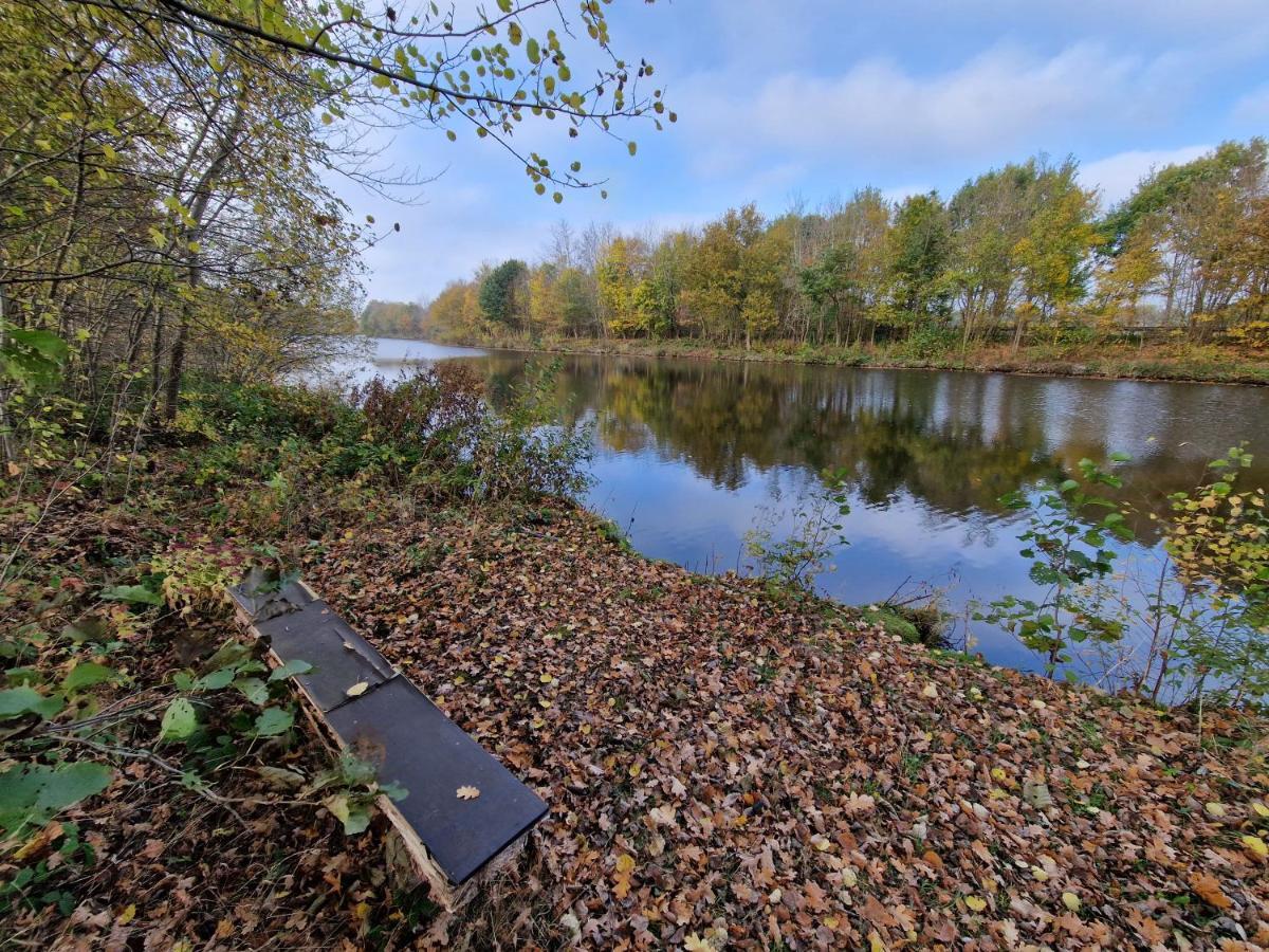 Gemuetliche Wohnung Direkt Am Kuestenkanal! Wardenburg Kültér fotó
