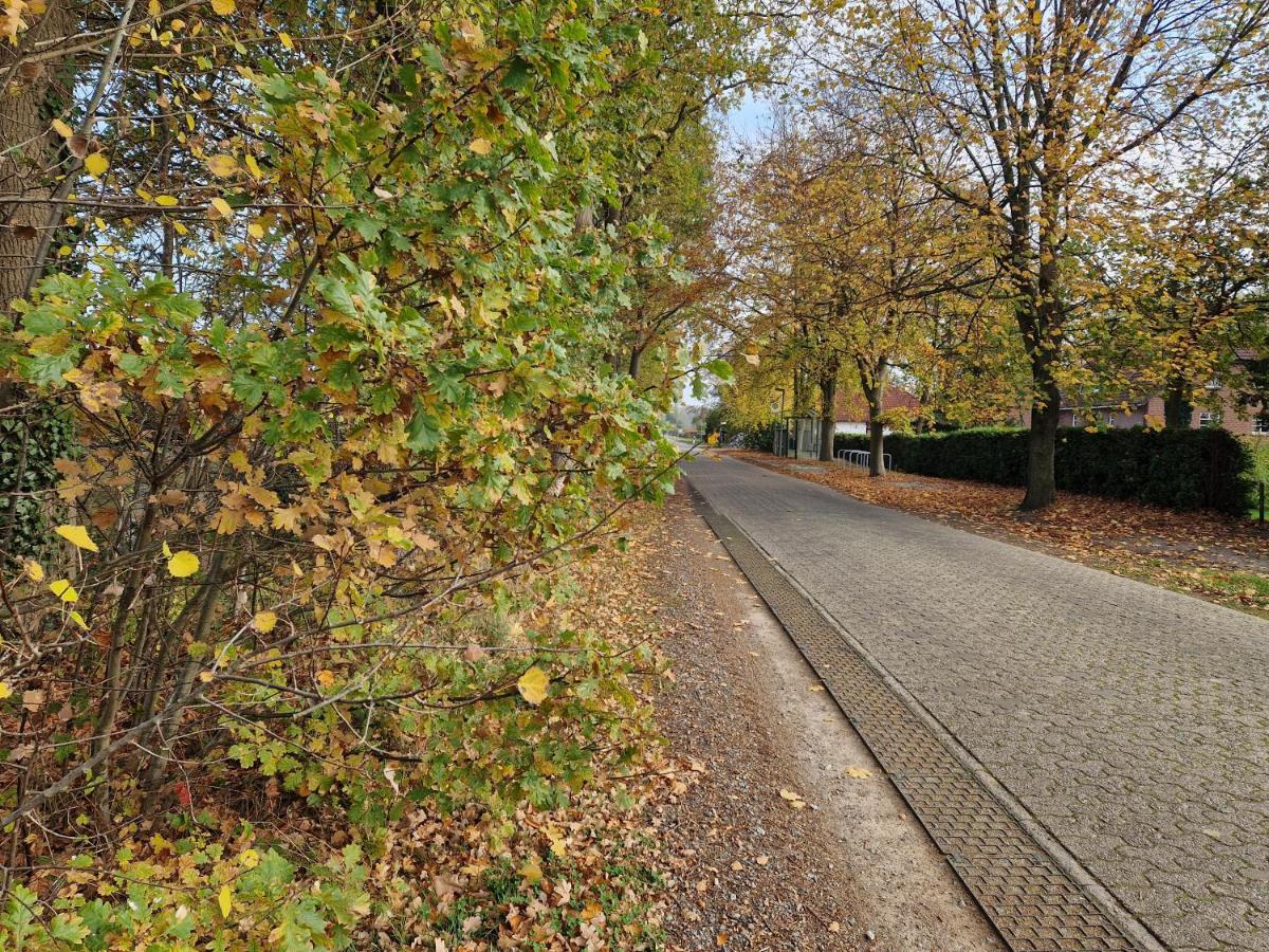 Gemuetliche Wohnung Direkt Am Kuestenkanal! Wardenburg Kültér fotó