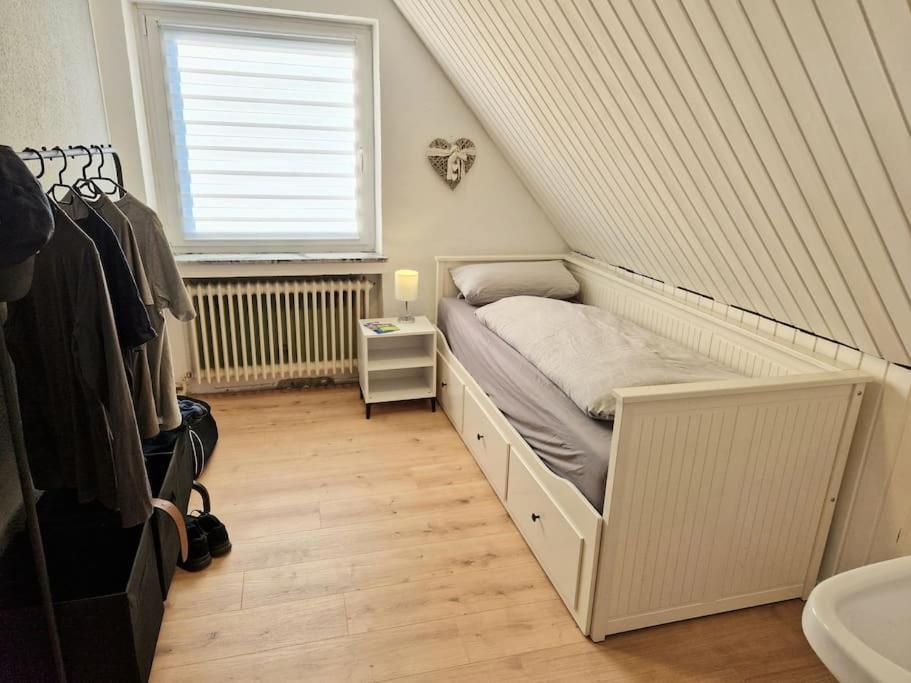 Gemuetliche Wohnung Direkt Am Kuestenkanal! Wardenburg Kültér fotó